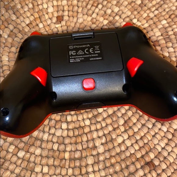 Nintendo switch controller - Picture 2 of 2